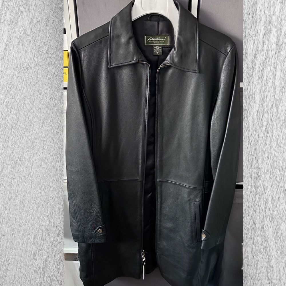 Eddie Bauer NWT 100% Genuine Leather Long Jacket.